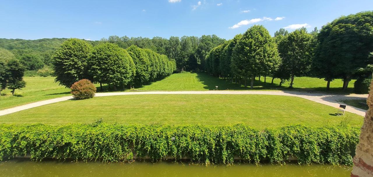Chateau De La Cour Senlisse Екстериор снимка