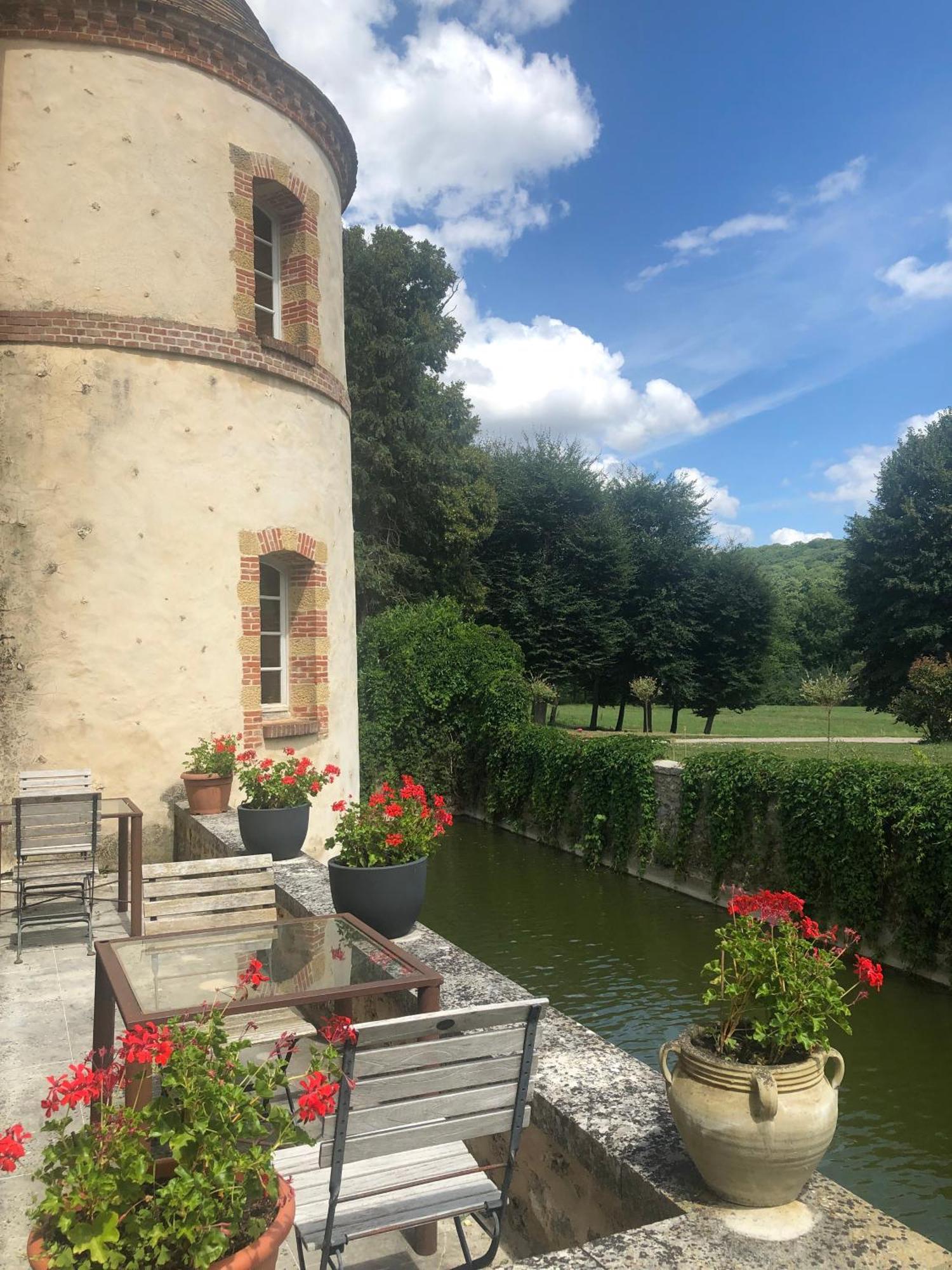 Chateau De La Cour Senlisse Екстериор снимка